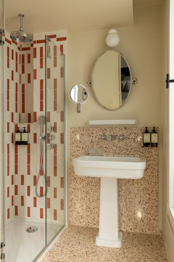 Bathroom 5, Hôtel l'Inattendu, Paris