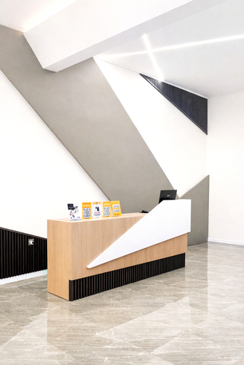Others 4, Djuragan Kamar Amalfi Papandayan, Semarang
