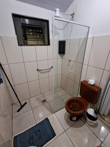 Bathroom 2, TOLANOMARFI (CENTRO), Brotas