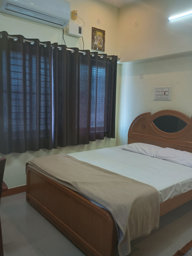 Room 3, Sri Vasishta Homestays, Theni