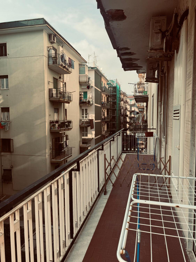 Others 3, Suite 84 Holiday Home a pochi minuti dalla stazione, Salerno