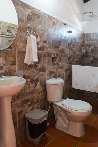 Bathroom 3, Finca Mr Bueno Barichara, Villanueva