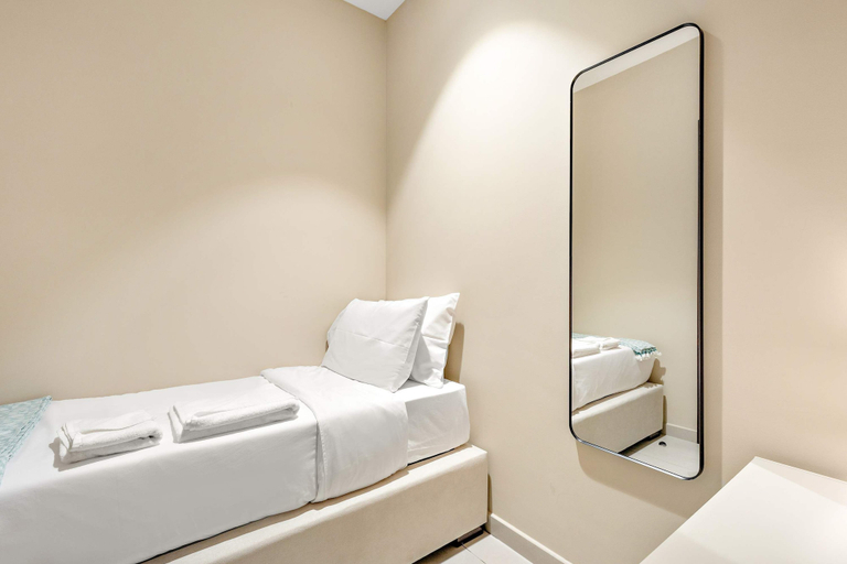 Room 5, Silkhaus 1BR Maid Saadiyat Beach Access, Abu Dhabi City