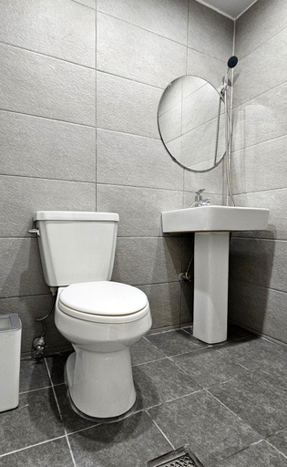 Bathroom 5, Lifein Insa, Jongno