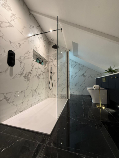 Bathroom 3, Moorswater Lodge Country Guest House with Wine Bar, Cornwall