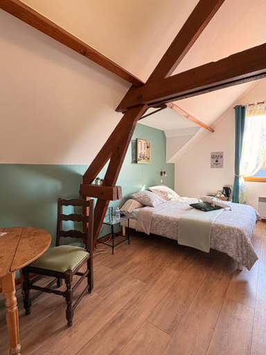 Bedroom 2, Ferme de la Forterie Verlinghem, Nord