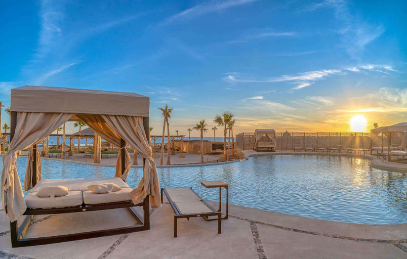 Pool 2, Las Palomas 2BR 2BA Ocean View Penthouse, Puerto Peñasco