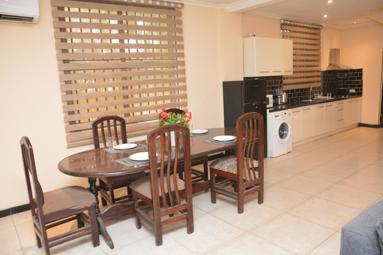 Others 4, Amareen Apartments, Tema