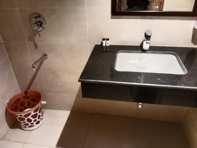 Bathroom, Hotel Maple Tree , Gomtinagar Extension , Lucknow, Lucknow