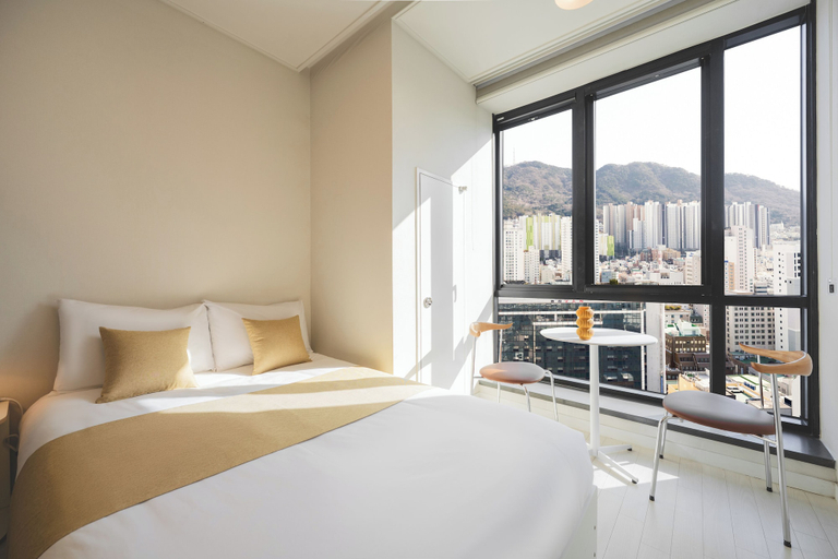 Bedroom 2, Gemstay Seomyeon, Busanjin