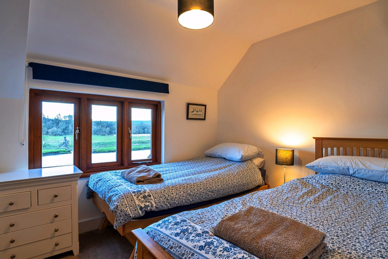 Room 3, Riverside Home in Devon With Stunning Views, Devon