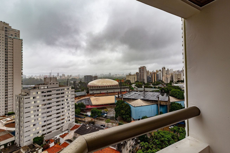Room 2, Apto com Piscina e Garagem Perto do Ibirapuera, São Paulo