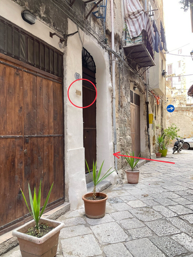Front of property, Bìfara Rooms, Palermo