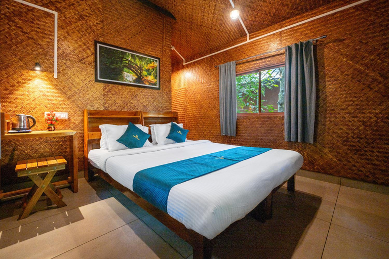 Bedroom 3, Monsoon Retreats by DAAN, Idukki