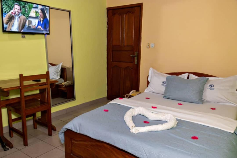 2, Le printemps Hotel, Wouri