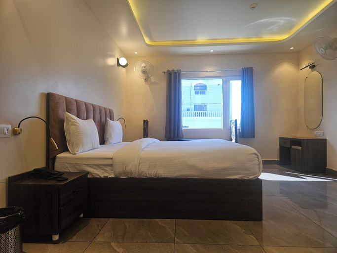 Room 5, Shahenshah Hotel, Kaushambi