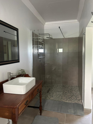 Bathroom 3, Mein Heim Guest Farm, Frances Baard