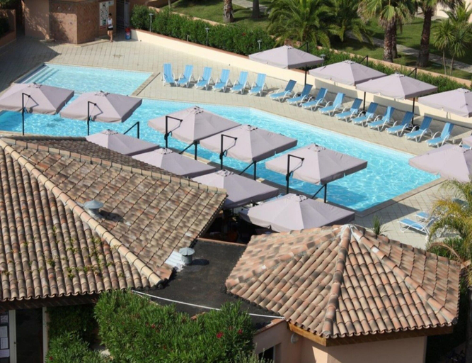 Pool 3, Gorgeous Apartment for 4 People With Balcony, Haute-Corse