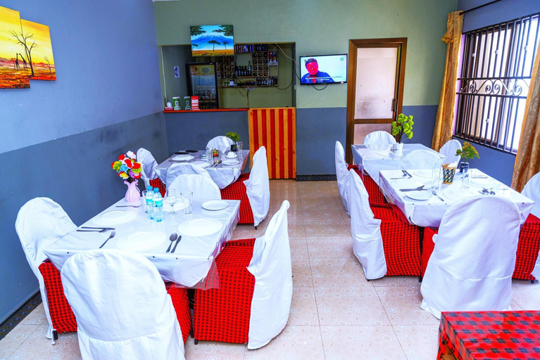 Food & Drinks 4, Safari Park House, Arusha