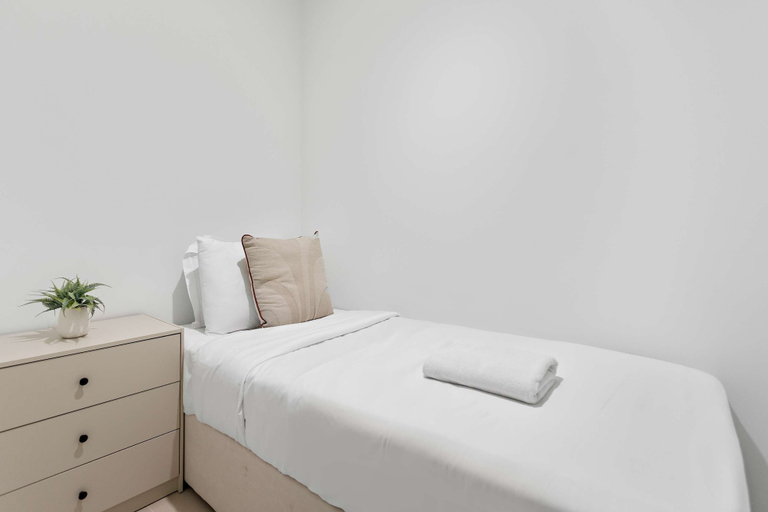 Room 3, Silkhaus in Downtown Fountain View Act One, Dubai