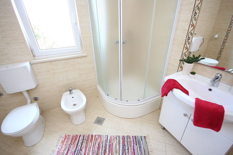 Bathroom 3, Apartments Suncica, Rogoznica