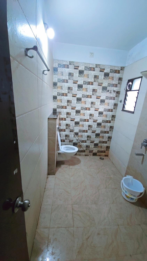 Bathroom 3, Hotel Krishna, Nagpur