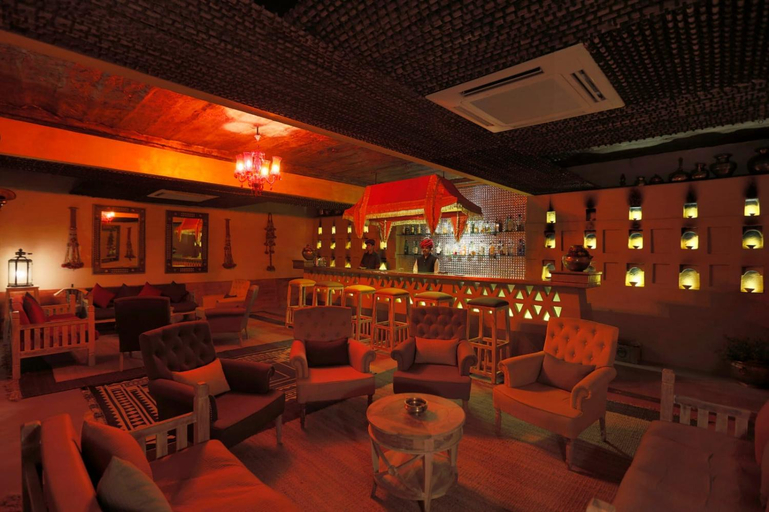 Bar/lounge 4, Hotel East End Near Delhi Airport, Delhi