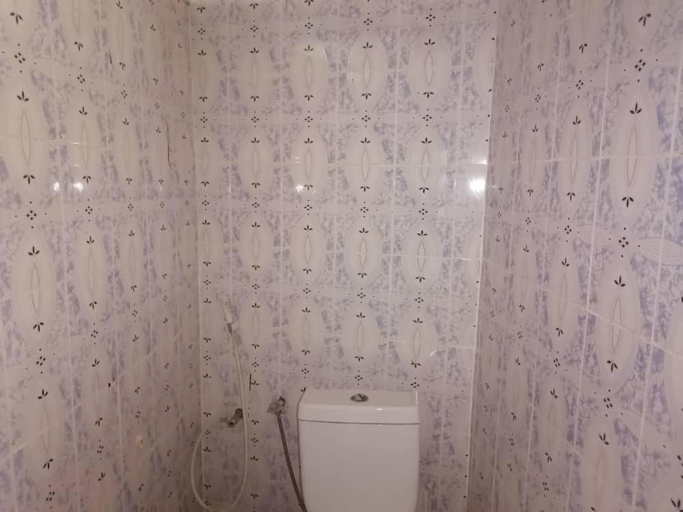 Bathroom, Hurumzi House, Mjini
