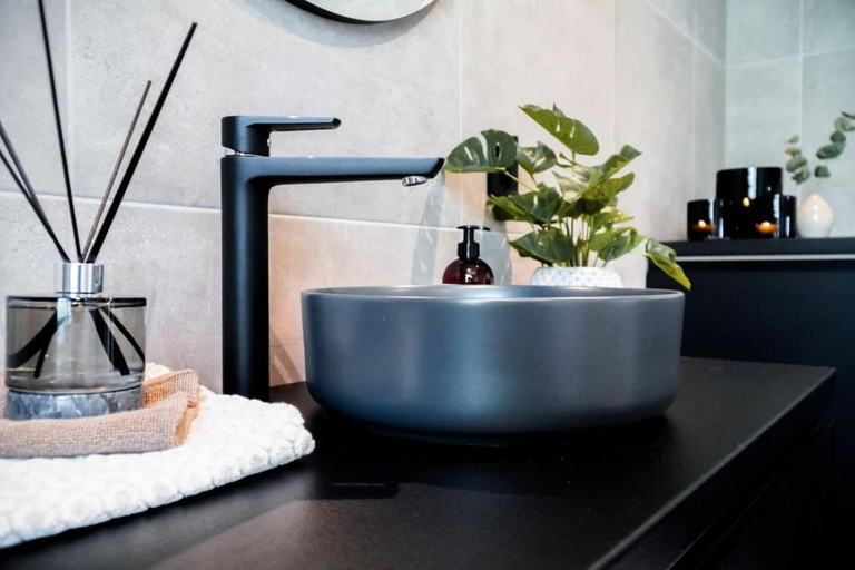 Bathroom 2, Odda Central Apartment, Odda