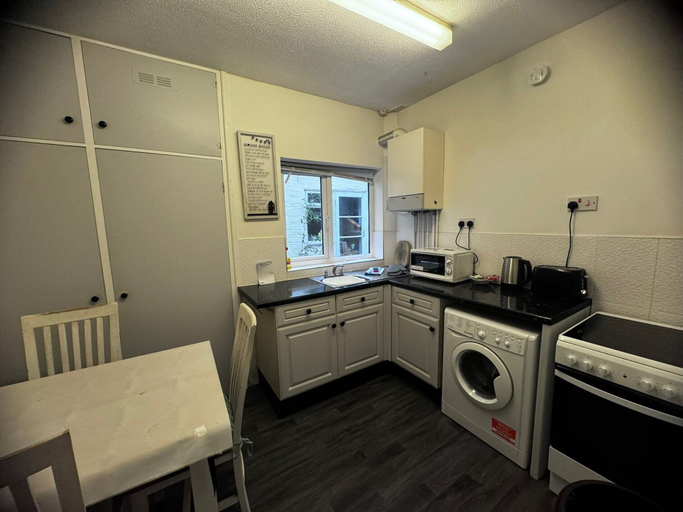 Private kitchen 2, Apartments One Bed Apartment, Devon
