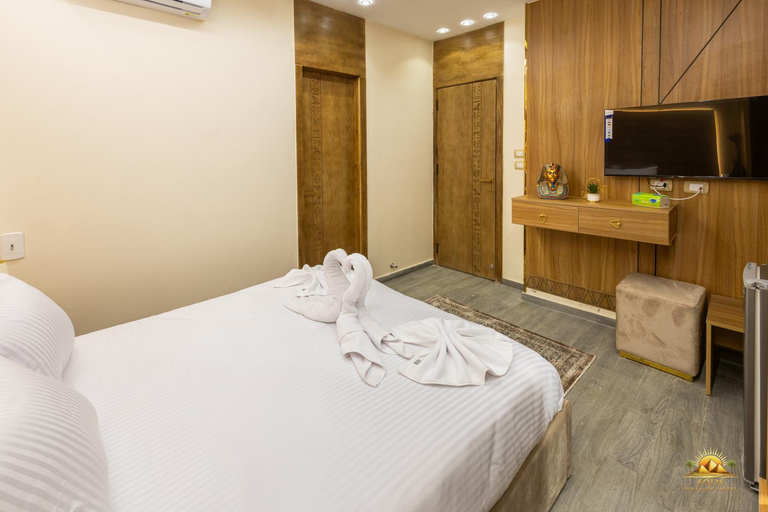 Bedroom 3, Solis pyramids view hotel, Giza
