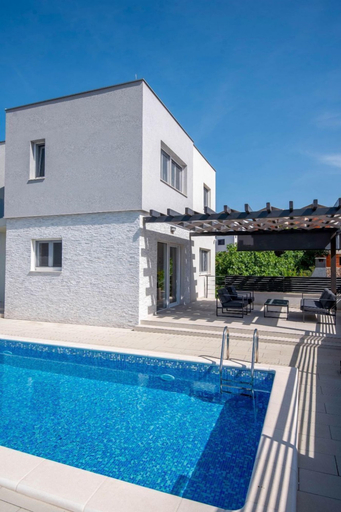 Sport & Beauty 4, House Kreso, Šibenik