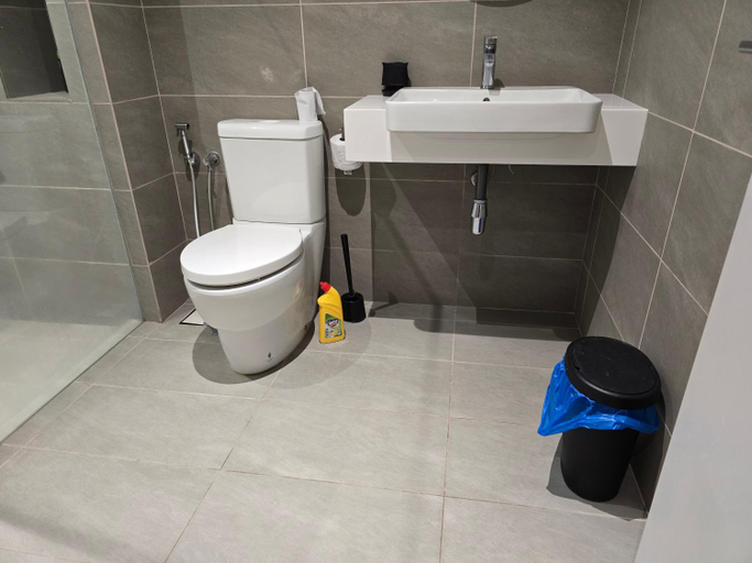 Bathroom 5, Quill Residence KL , Kuala Lumpur