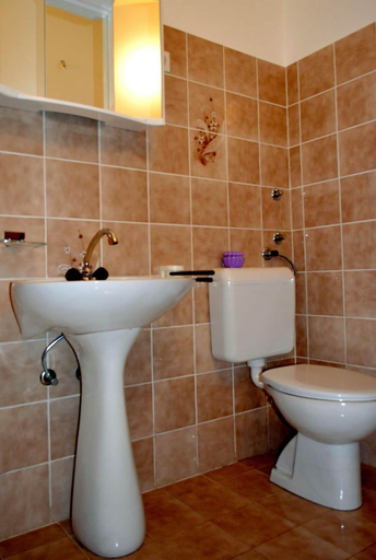 Bathroom 2, Apartment Maris, Karlobag