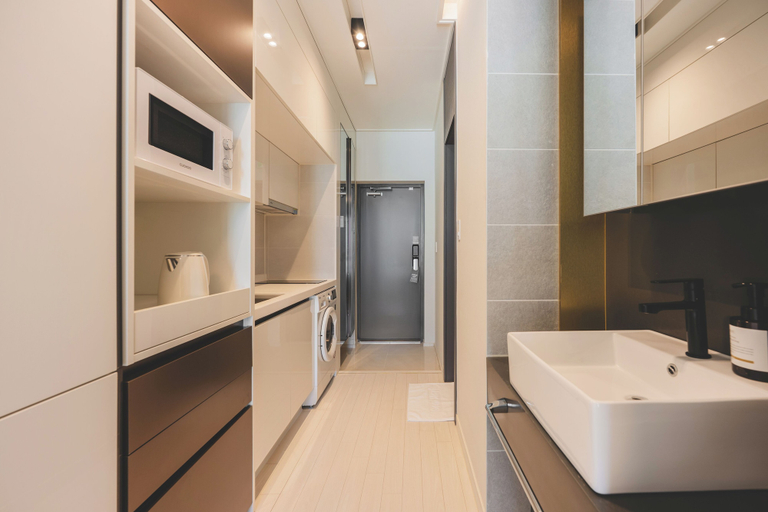Bathroom 3, Gemstay Seomyeon, Busanjin