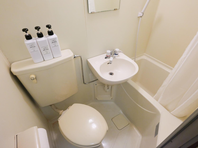 Bathroom 3, Garden Otsuka, Toshima