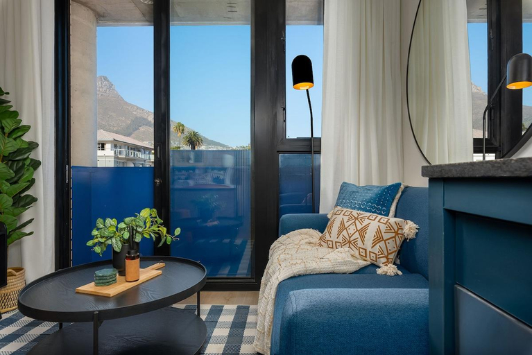 Others 5, Stylish Sea Point Apartment, City of Cape Town