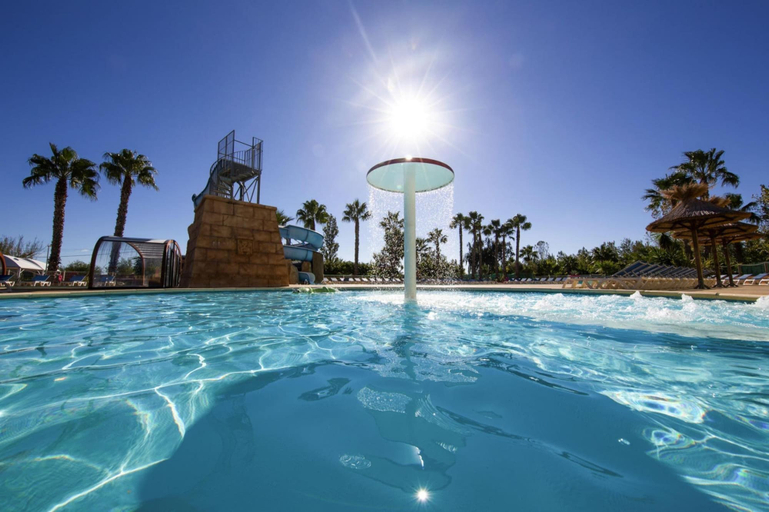 Pool 4, Vias Plage House With Private Pool, Hérault
