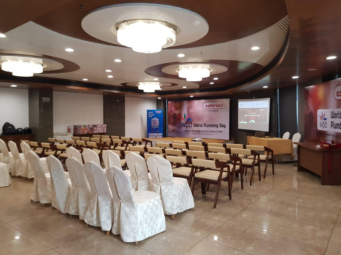 Others 3, Hotel Dev Aadi, Ahmadabad