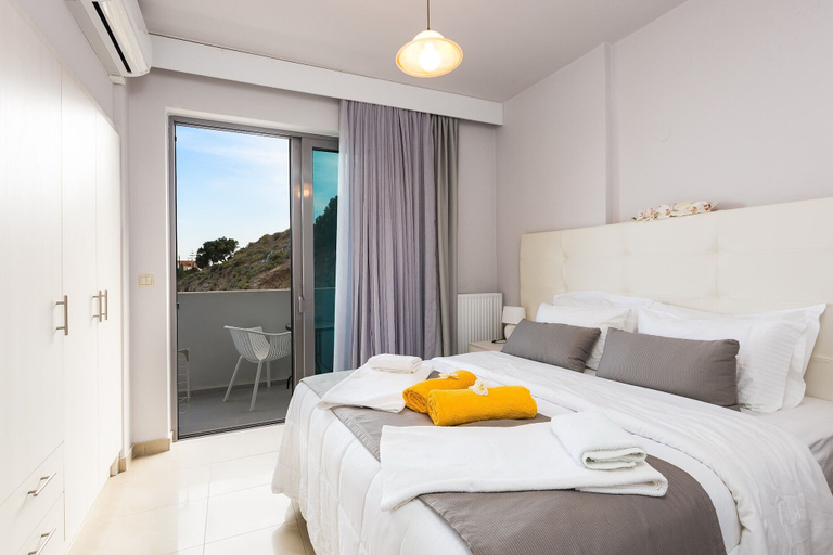 Bedroom 2, Sunset Maisonettes, Crete