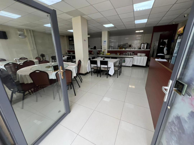 Food & Drinks 2, Kigali Phoenix Serviced Apartments, Kicukiro