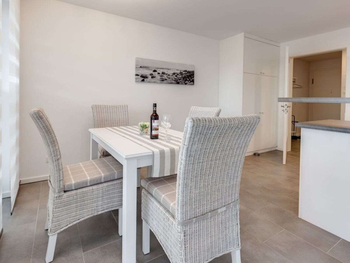 Dining, Brandenburger Strasse App. 1, Nordfriesland