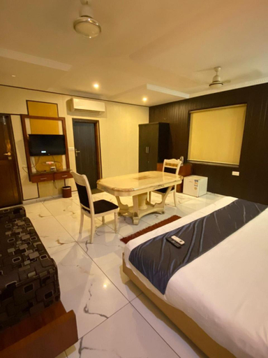 Bedroom 5, Hotel Rahul Deluxe, Nagpur