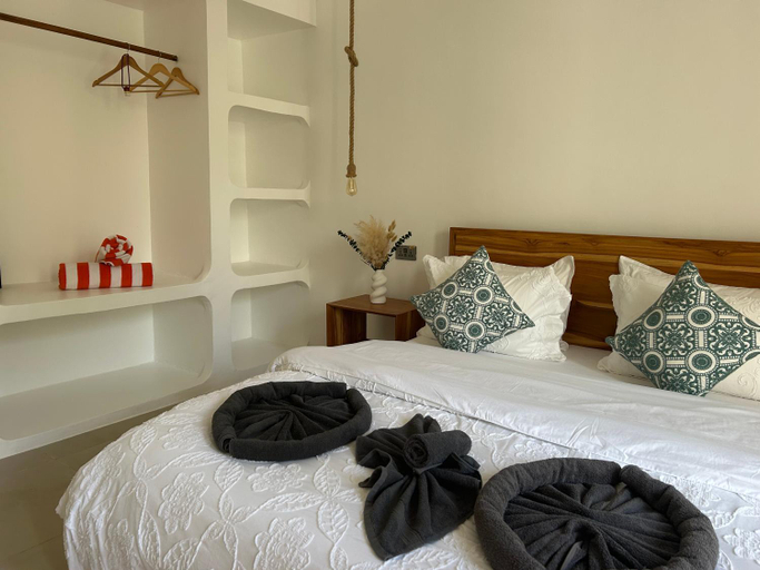 5, u paradisu villas, Kusini