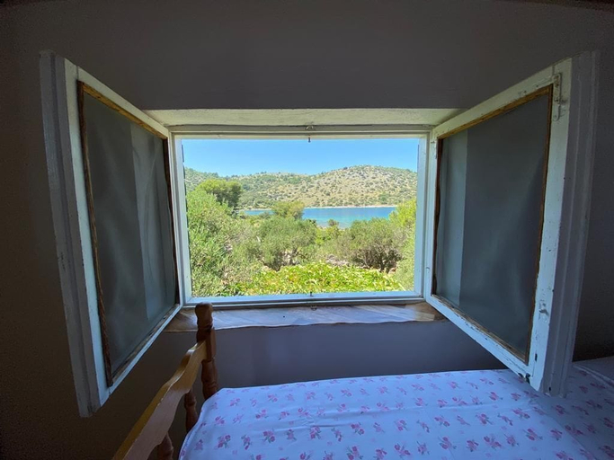 Others 5, House Kornati Robinzon, Sali