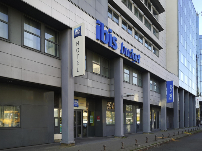 Exterior & Views 3, ibis budget Tours Centre Gare, Indre-et-Loire