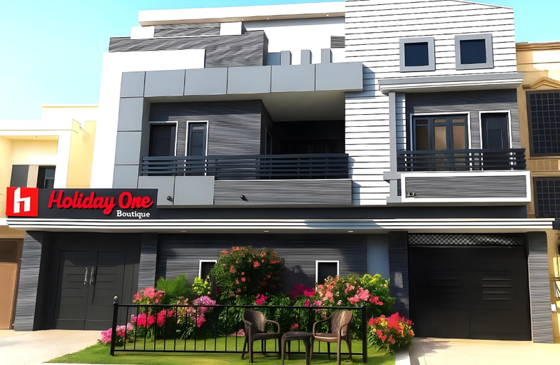 4, Holiday one Hotel's & Suites, Karachi