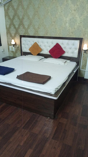 Bedroom 5, RAEN BASERA Home Stay, Nagpur