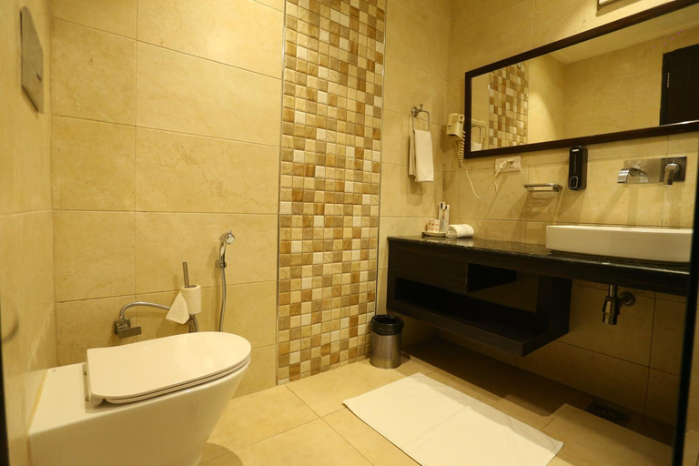 Bathroom 3, The Exotica Grandeur, Delhi