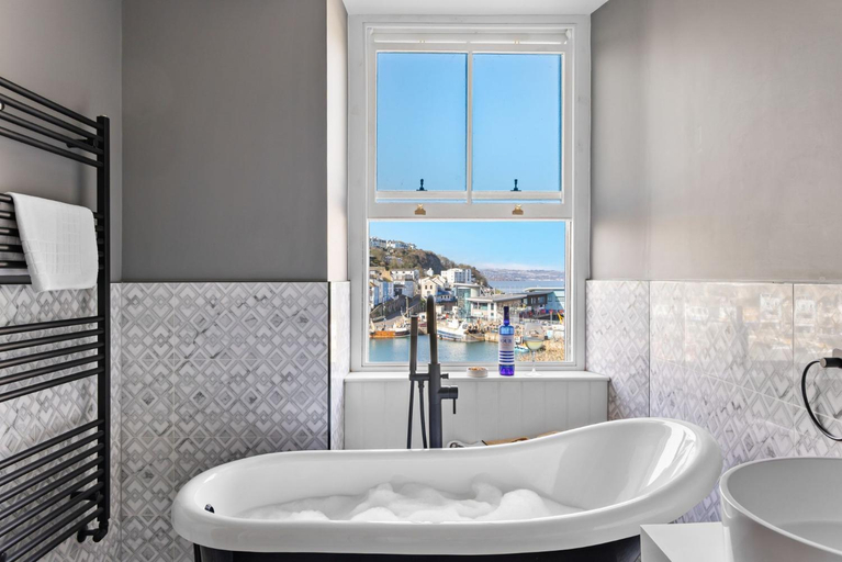 Bathroom 3, Leader Suite - Sea View - Free Wi-Fi, Torbay